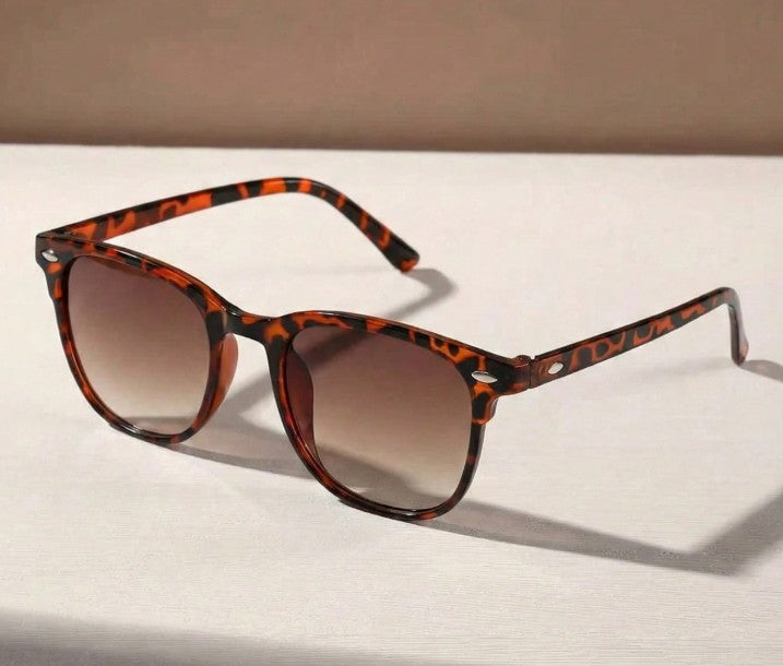 Savannah Luxe Leopard Sunglasses