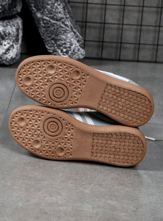 Slip-On Sneakers