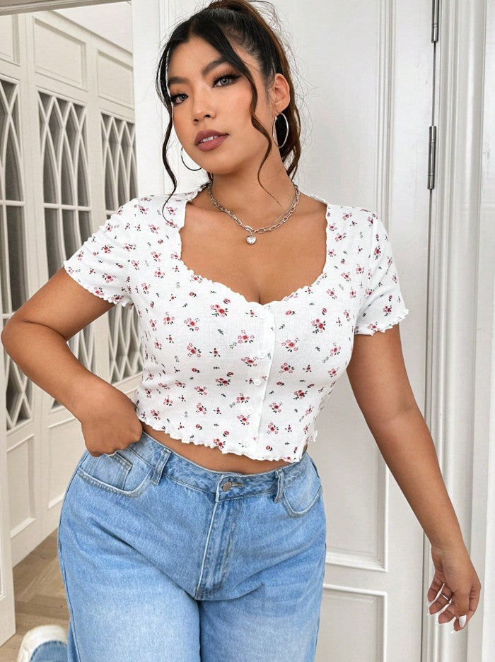 EZwear Plus Ditsy Floral Print Lettuce Trim Crop Tee