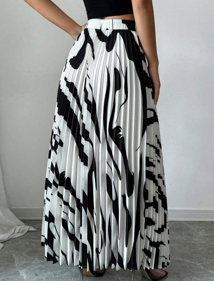 Women's Elegant Black And White Striped Pleated A-Line Skirt
