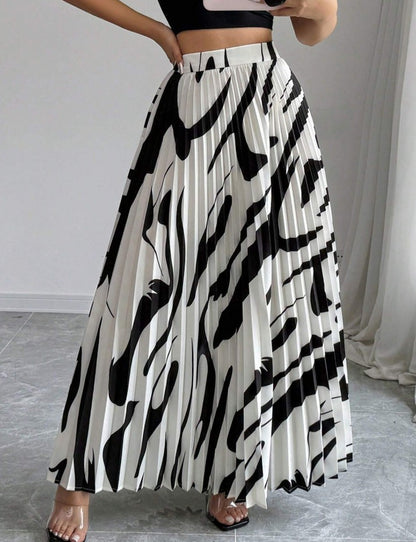Women's Elegant Black And White Striped Pleated A-Line Skirt